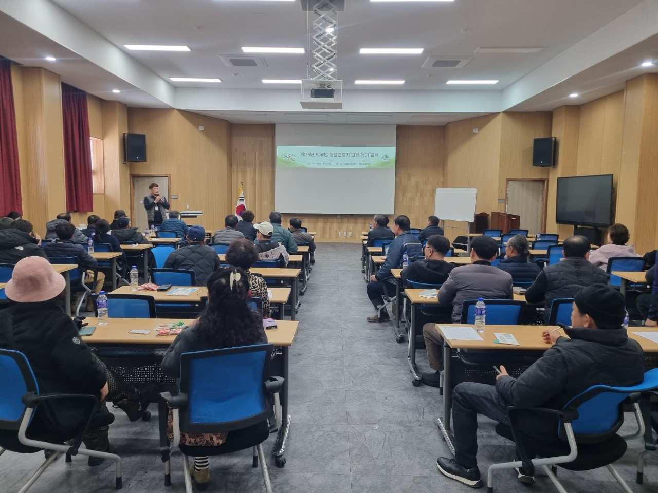 태백시, 외국인 계절근로자 제도 안정화 박차… 농가 사전교육 통해 안정적 운영 강화 이미지 1